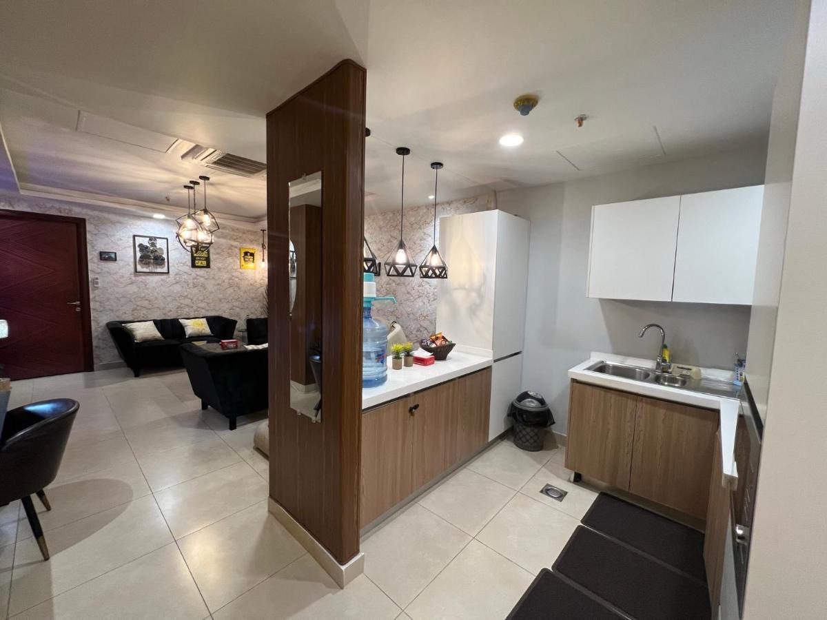 Sunset Luxury Gold Crest Mall Residency Lahore Esterno foto
