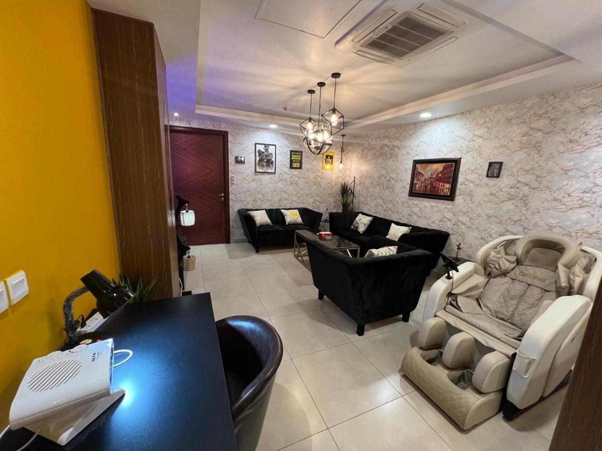 Sunset Luxury Gold Crest Mall Residency Lahore Esterno foto